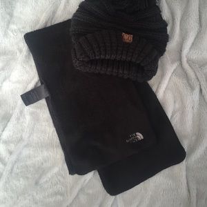 North Face scarf